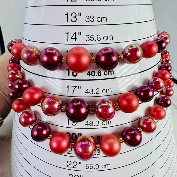 Vintage Japanese Beaded Necklace Glass 3 Strand Berry Purple Iridescent … - Picture 10 of 11